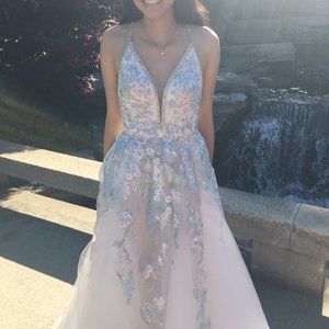 Gorgeous Prom Dress